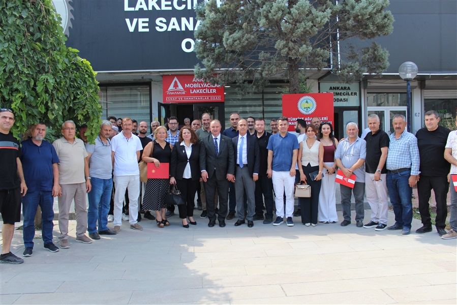 Ankara Mobilyacılar Lakeciler Esnaf ve Sanatkarlar Odası toplantı salonunda Yenilenebilir Enerji Kooperatifleri hakkında bilgilendirme toplantısı yapıldı.
